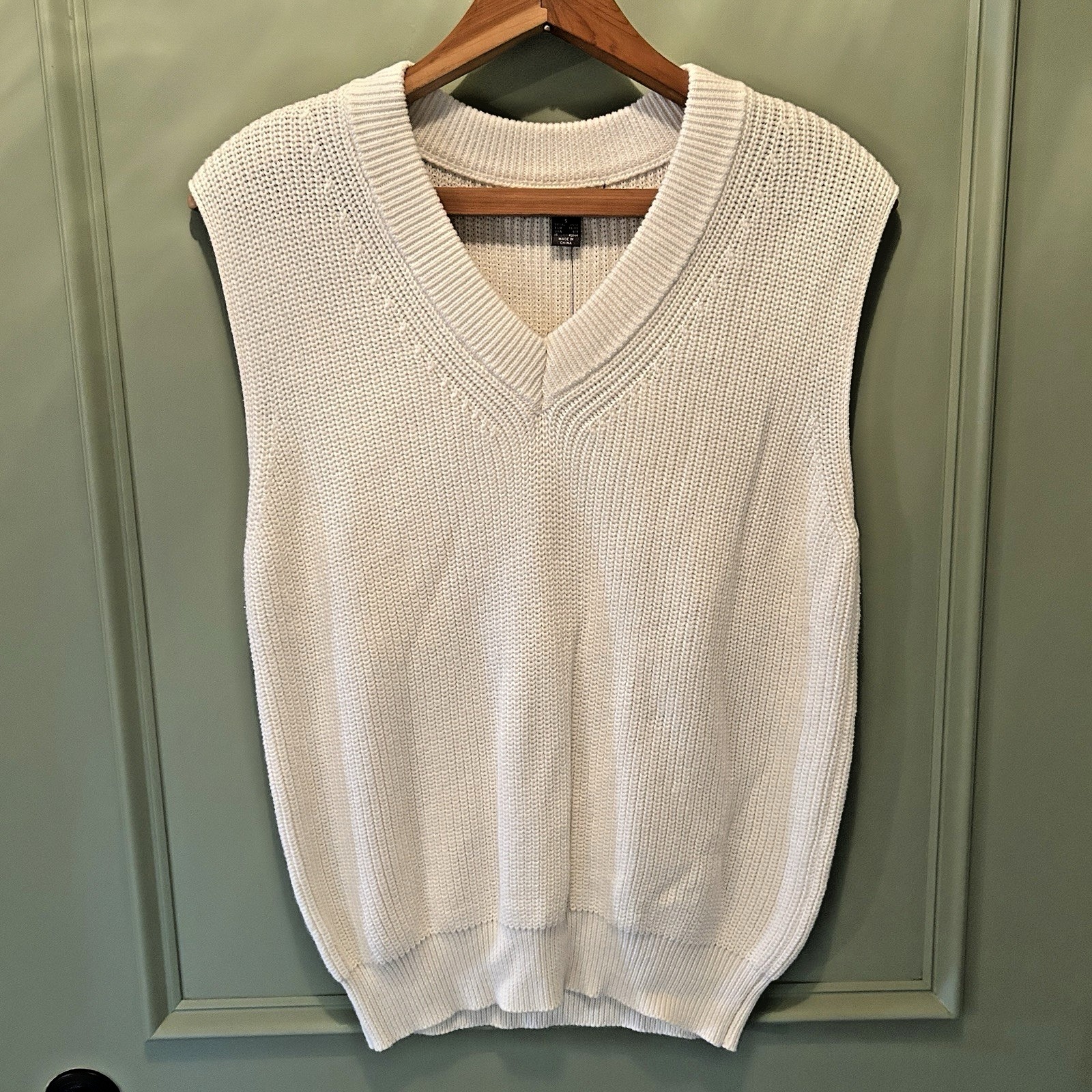 Primark Cream Knit Pullover Sweater Vest Size Small Preppy Classic Tailored